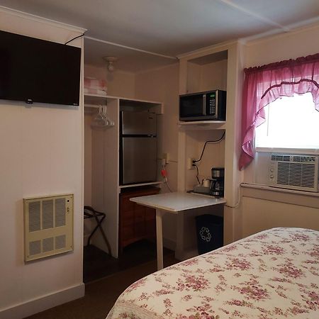 Serenity Motel Shaftsbury エクステリア 写真