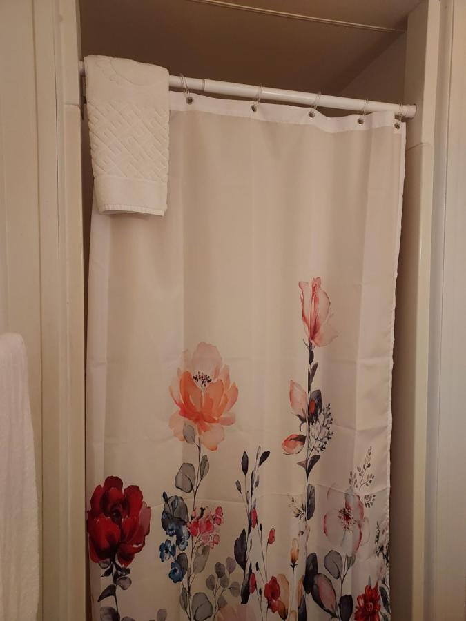 Serenity Motel Shaftsbury エクステリア 写真