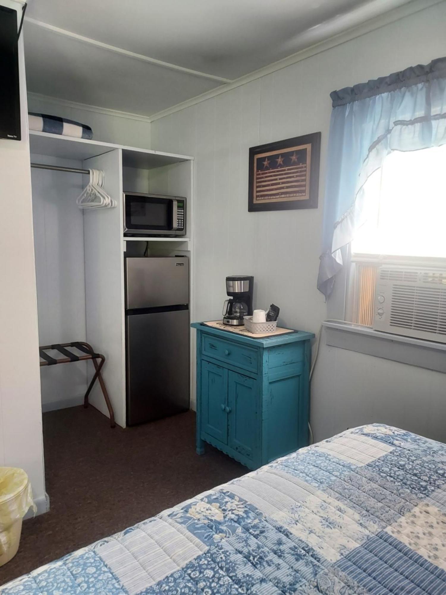 Serenity Motel Shaftsbury エクステリア 写真