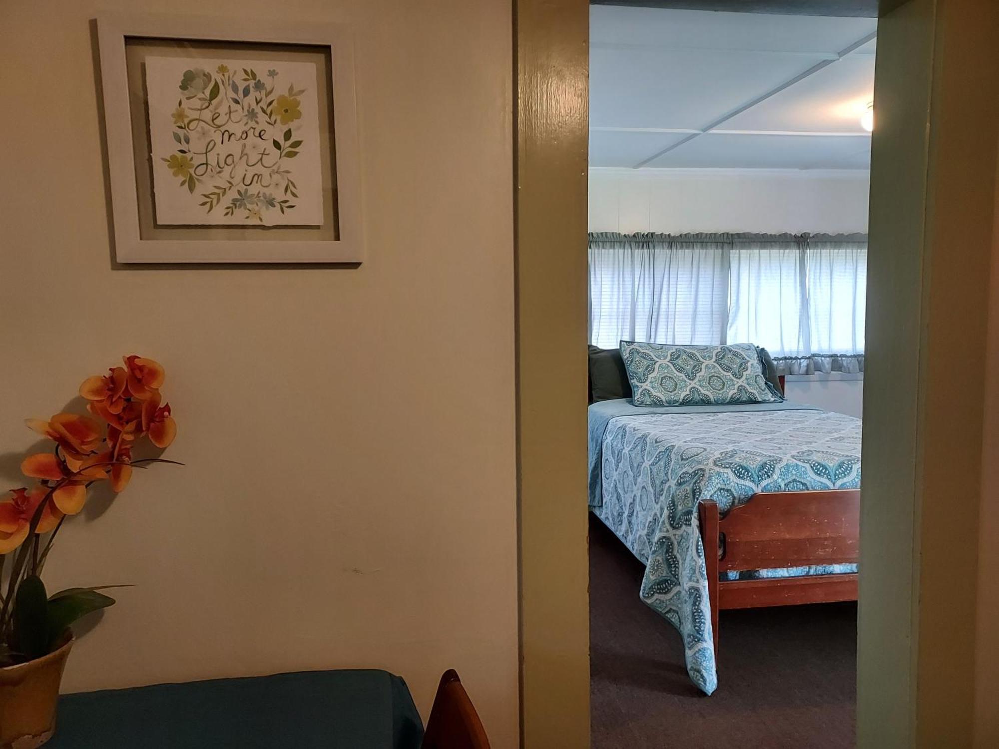 Serenity Motel Shaftsbury エクステリア 写真
