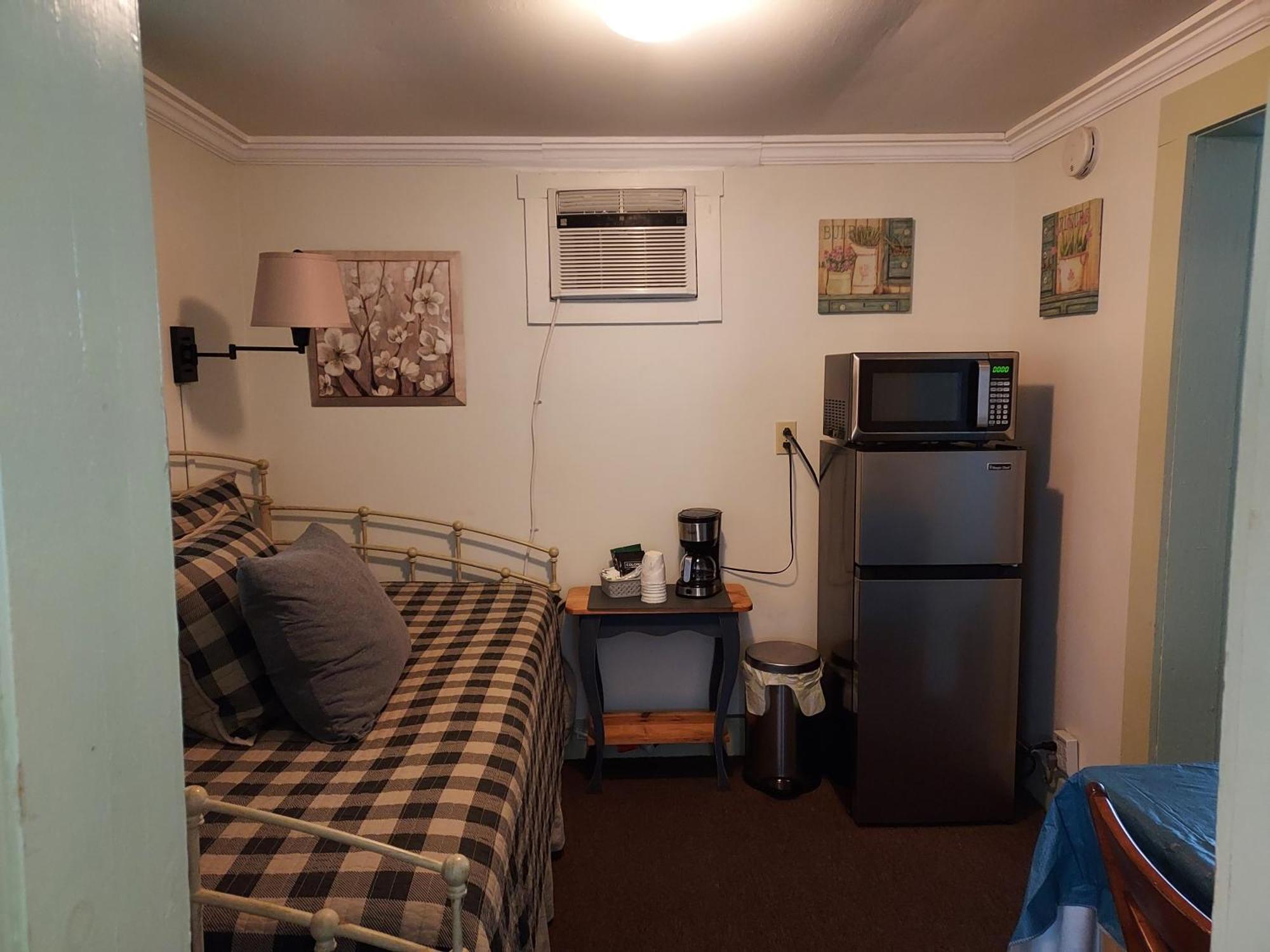 Serenity Motel Shaftsbury エクステリア 写真