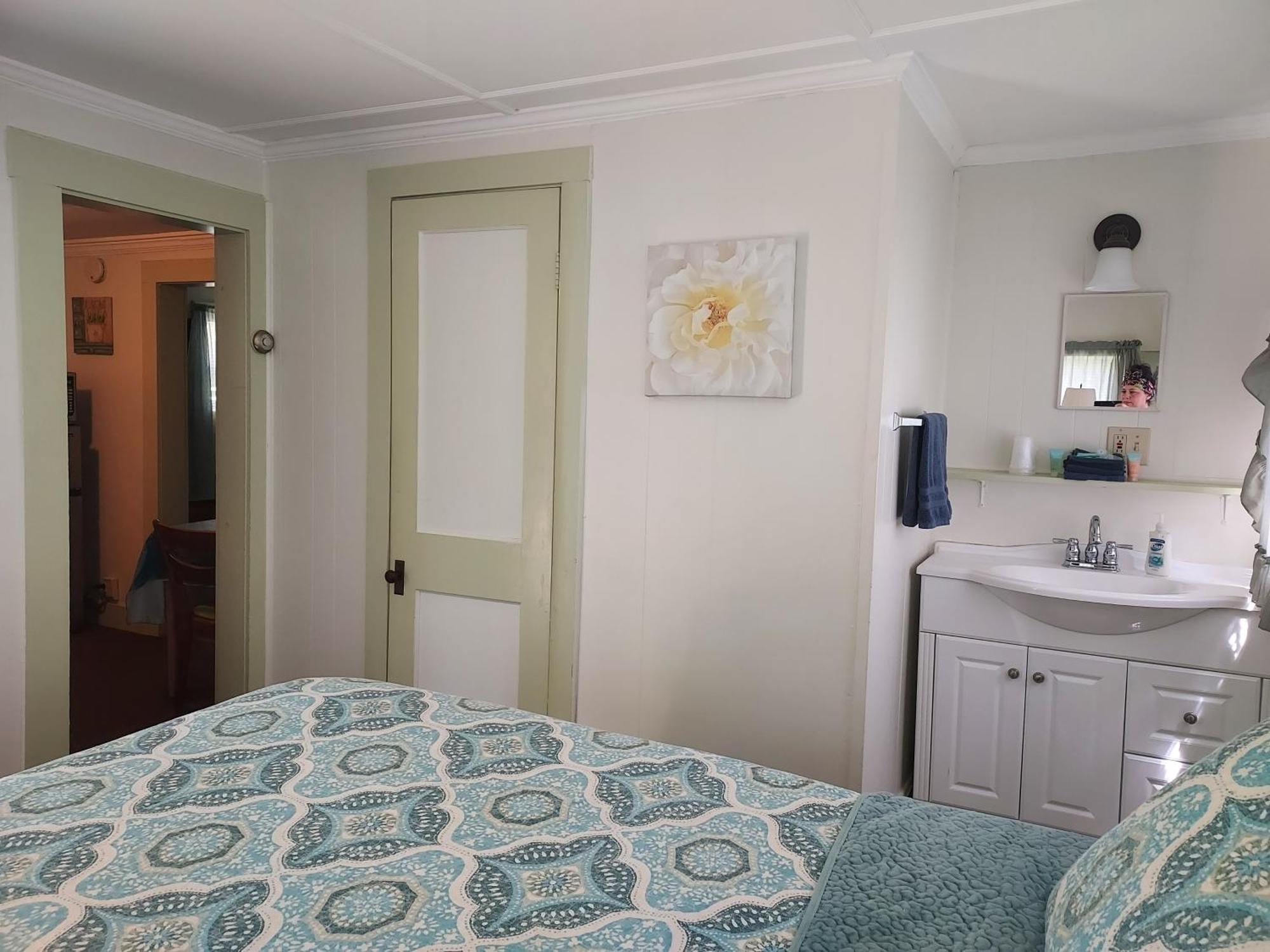 Serenity Motel Shaftsbury エクステリア 写真