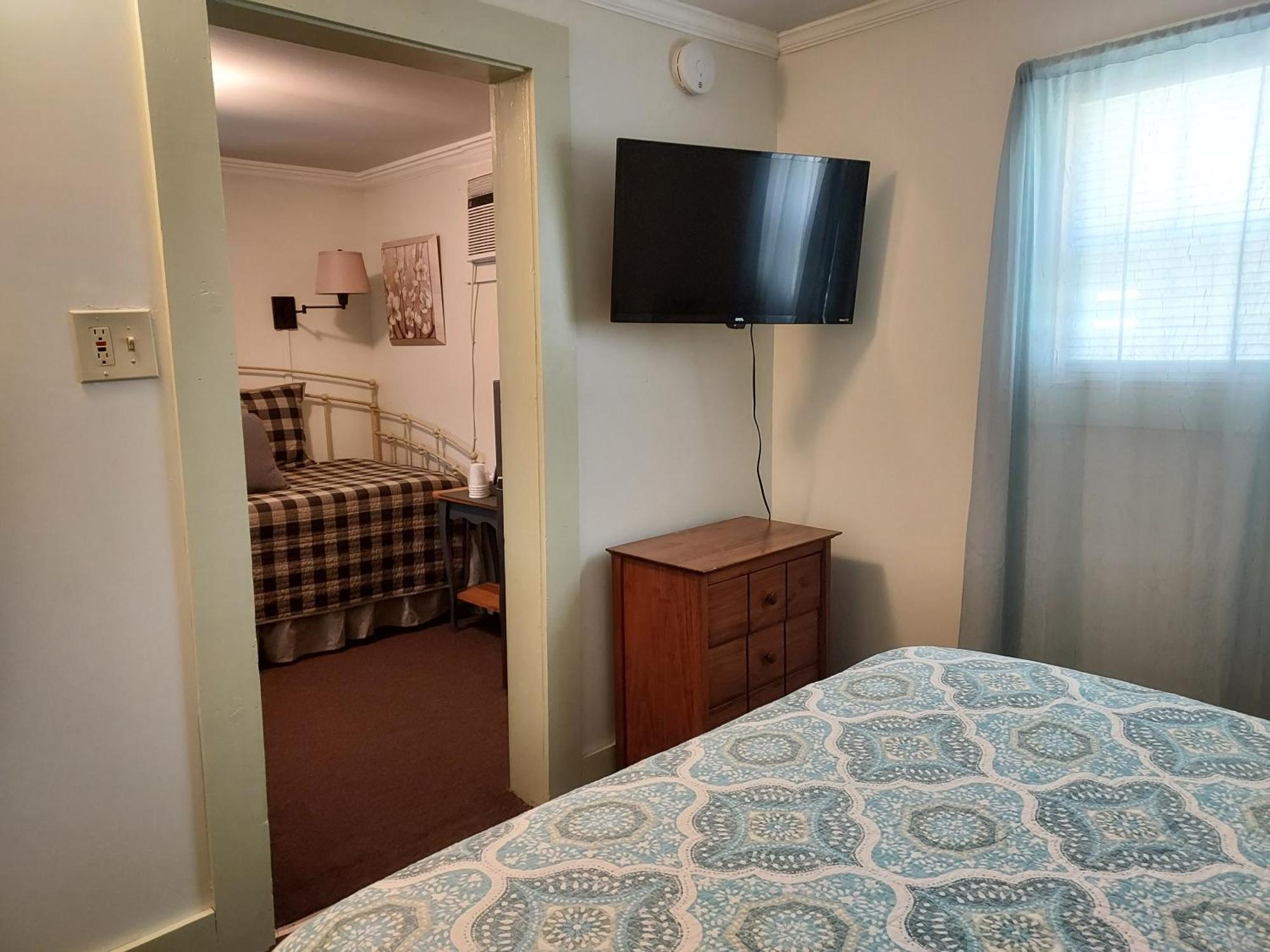 Serenity Motel Shaftsbury エクステリア 写真